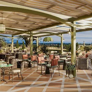 Garden Hotel